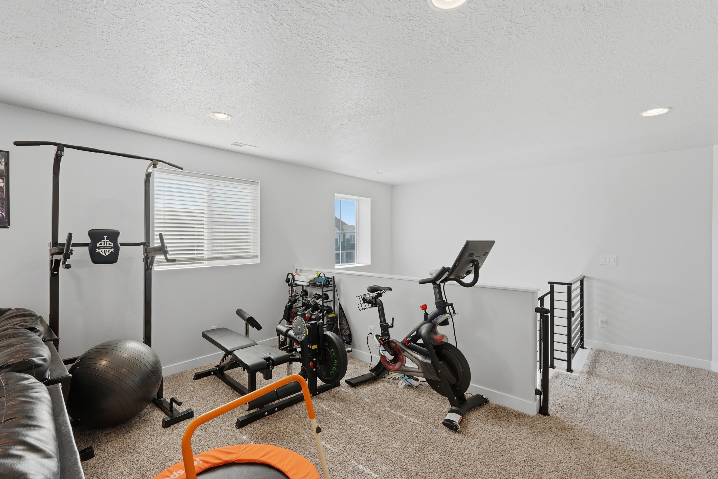 Upstairs living space/loft