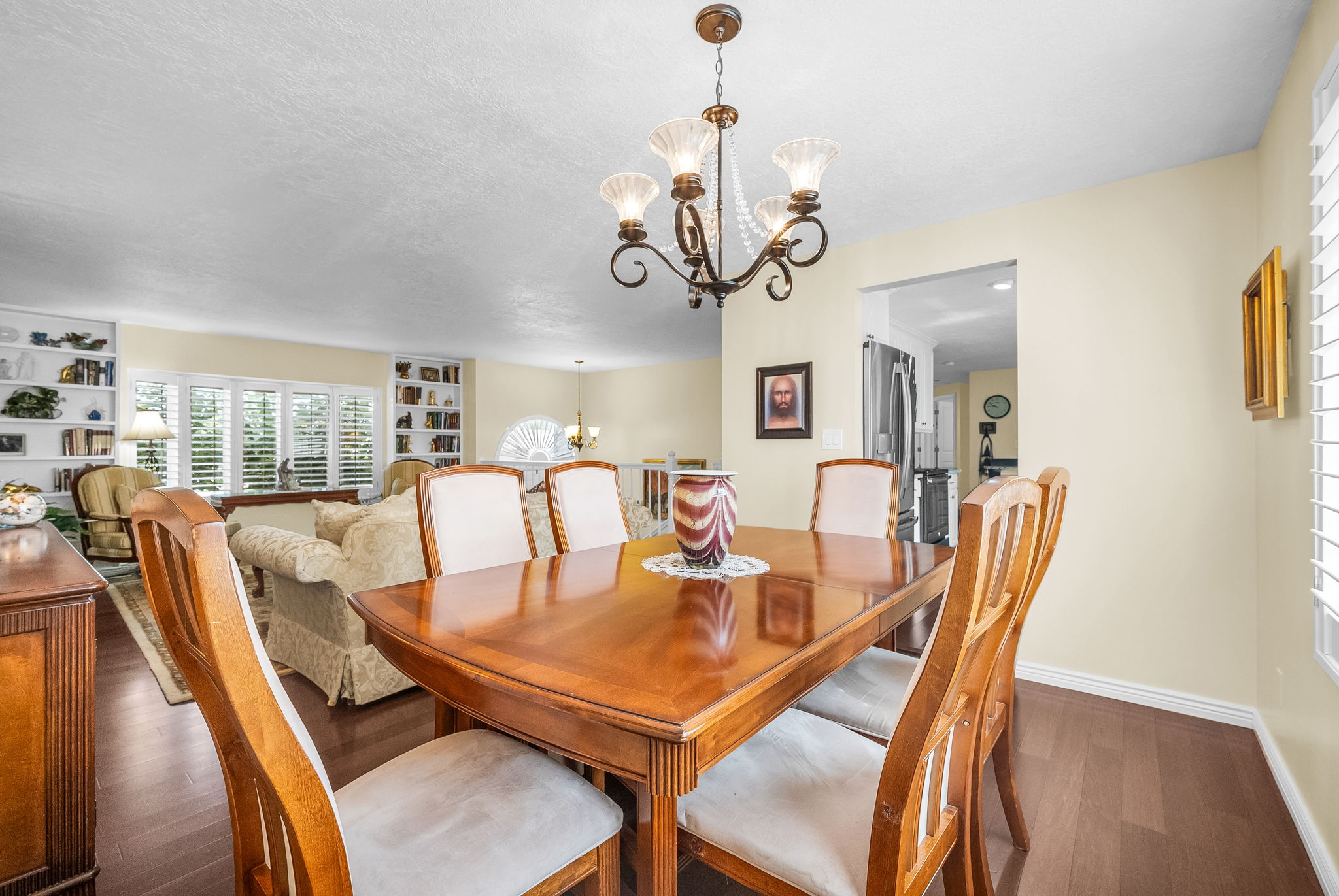 Formal dining