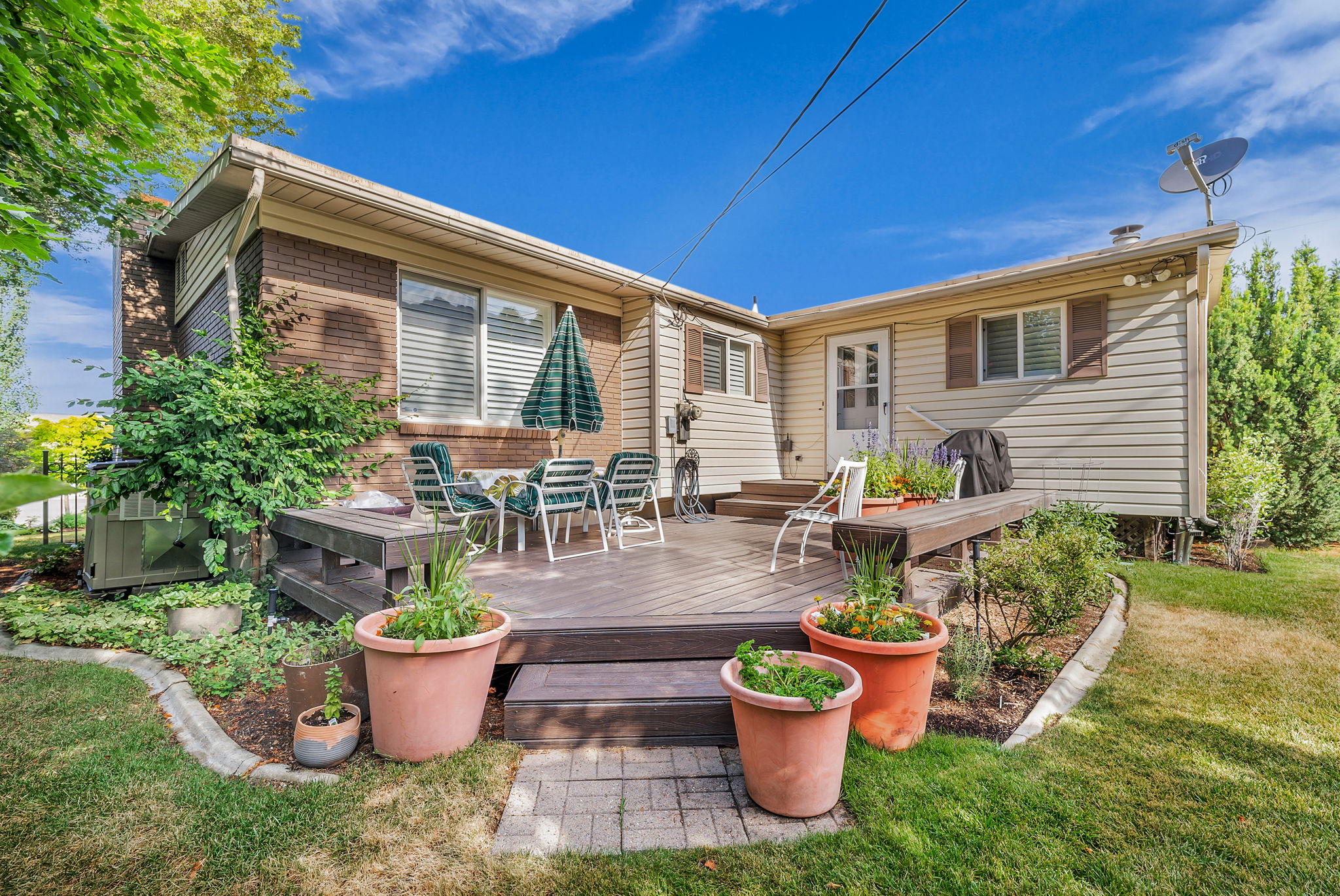 Entertain on this beautiful Trex style deck
