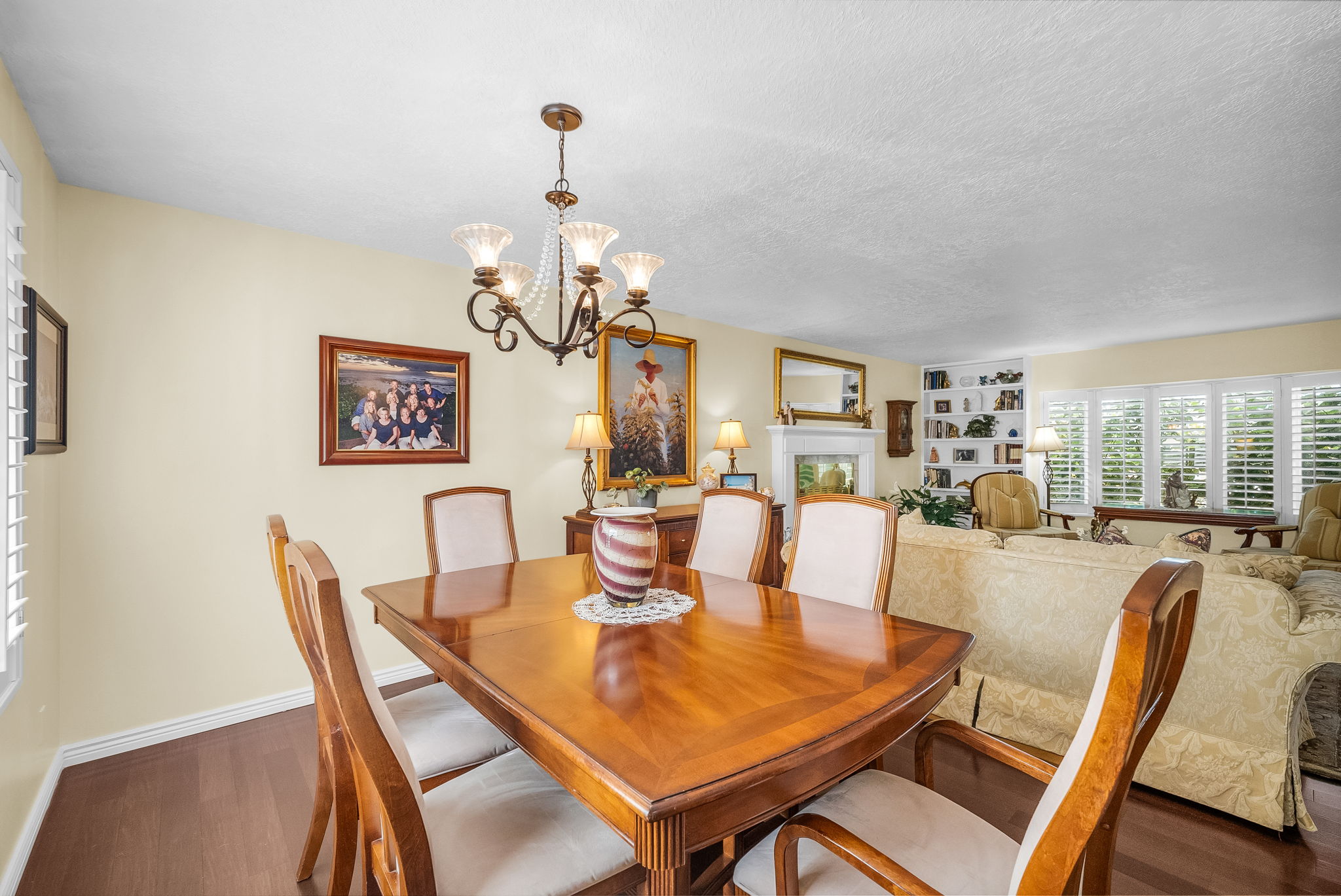 Great open space from dining to formal living room.
