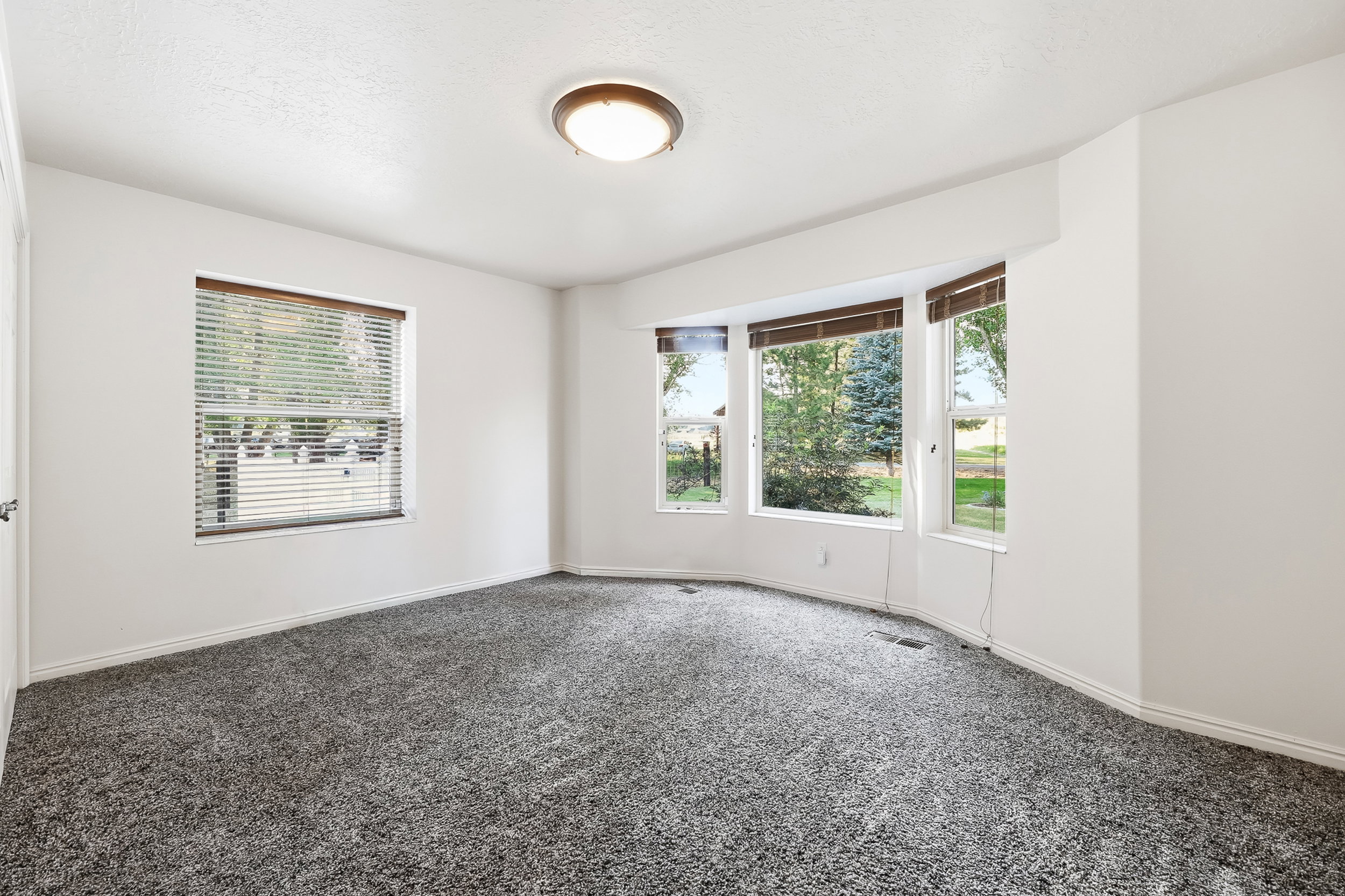 Bedroom/Office