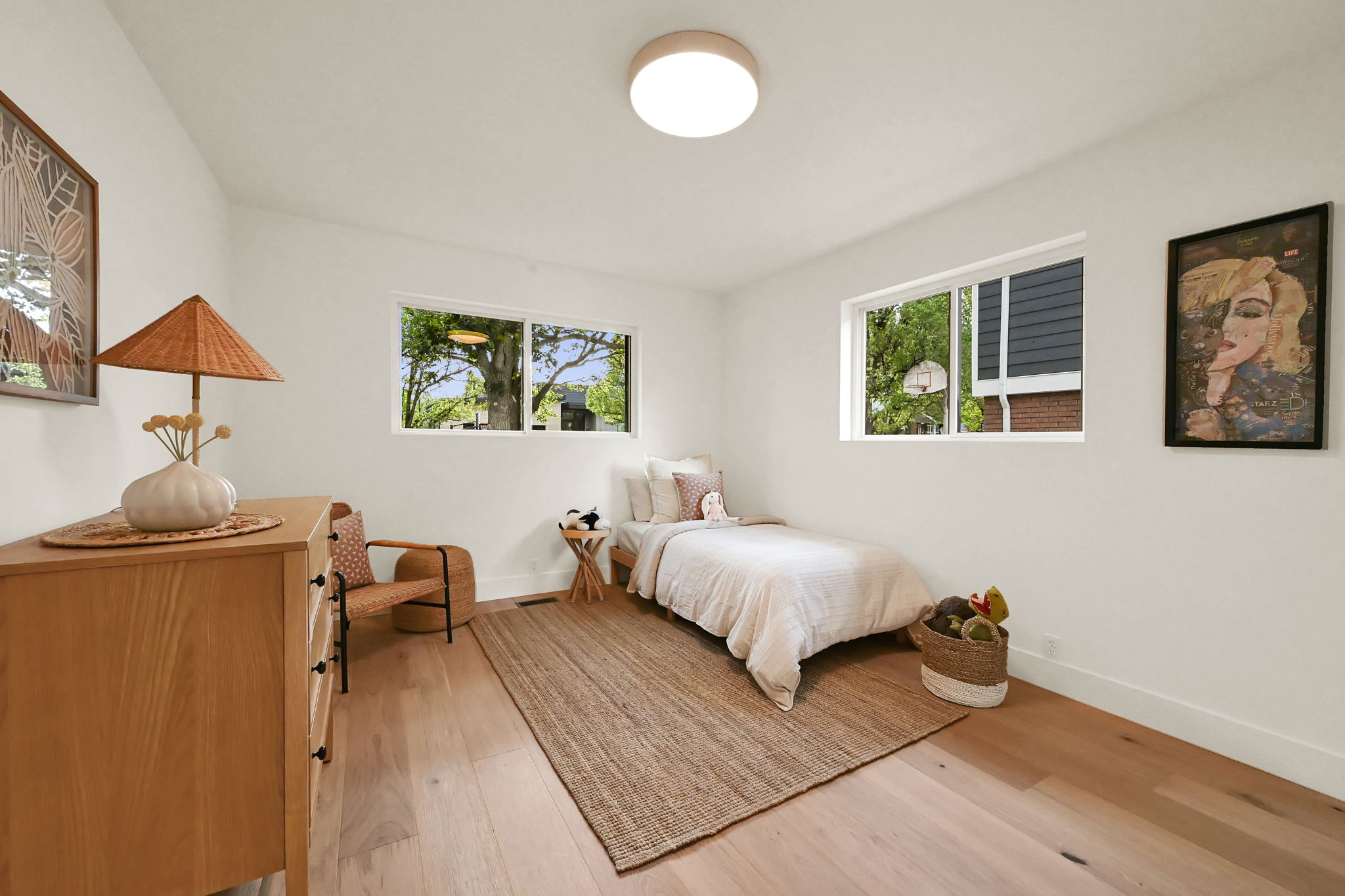 2nd bedroom upstairs
