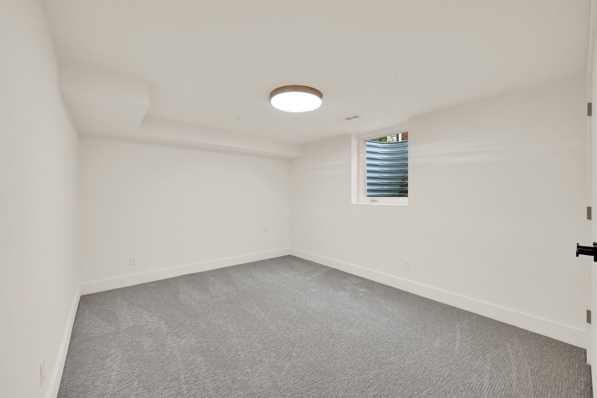 Bedroom 2- bottom level
