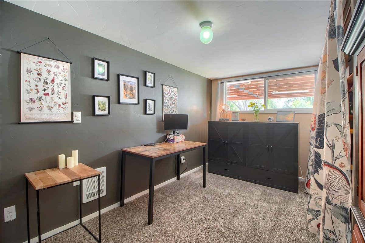 Fourth Bedroom (Office)