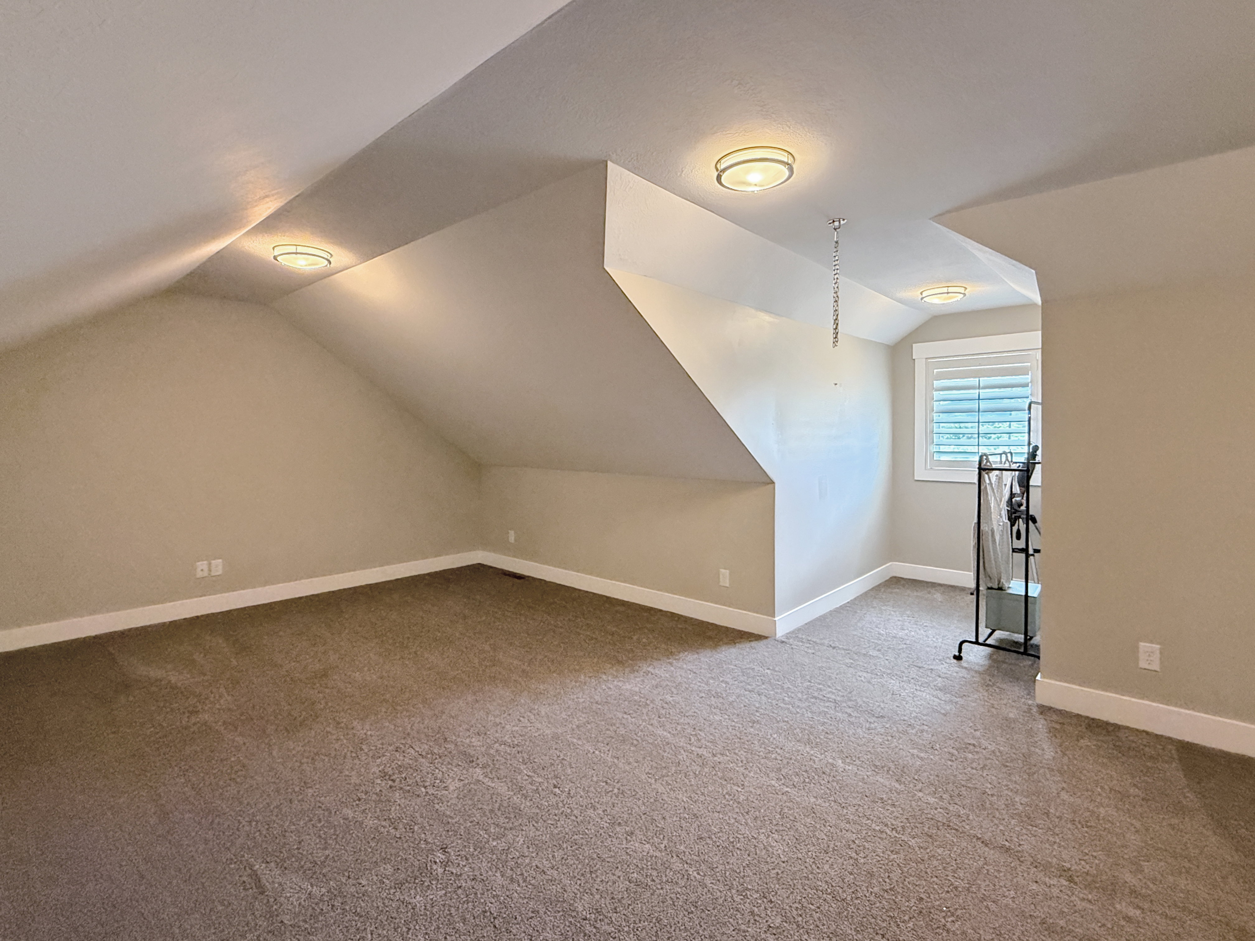 Bonus, bedroom 7, rec room