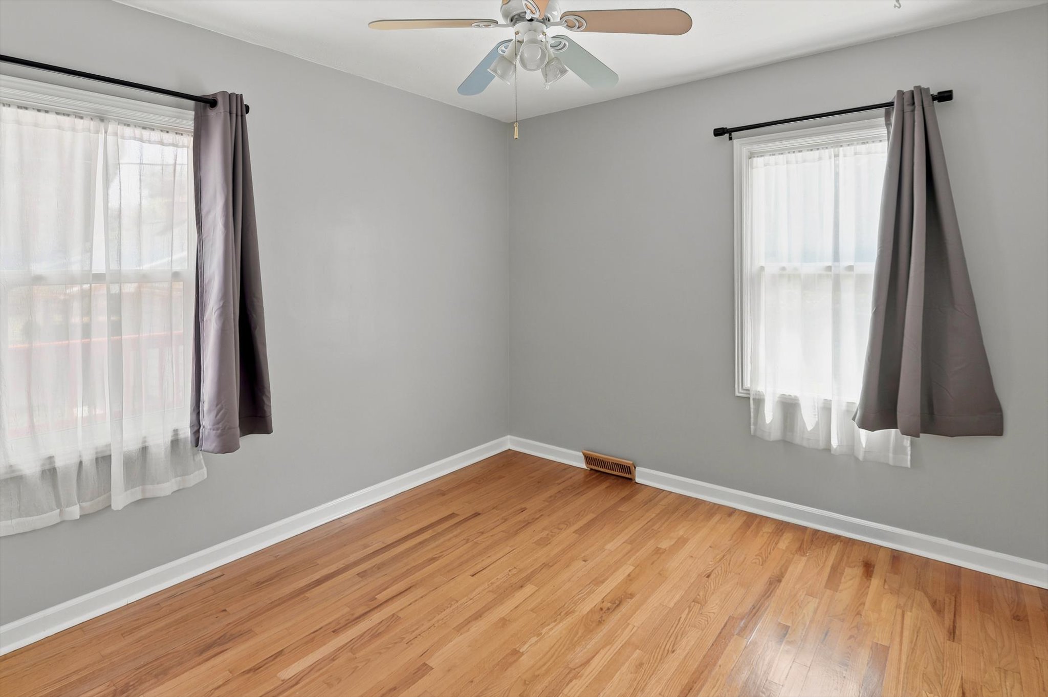 Bedroom #1