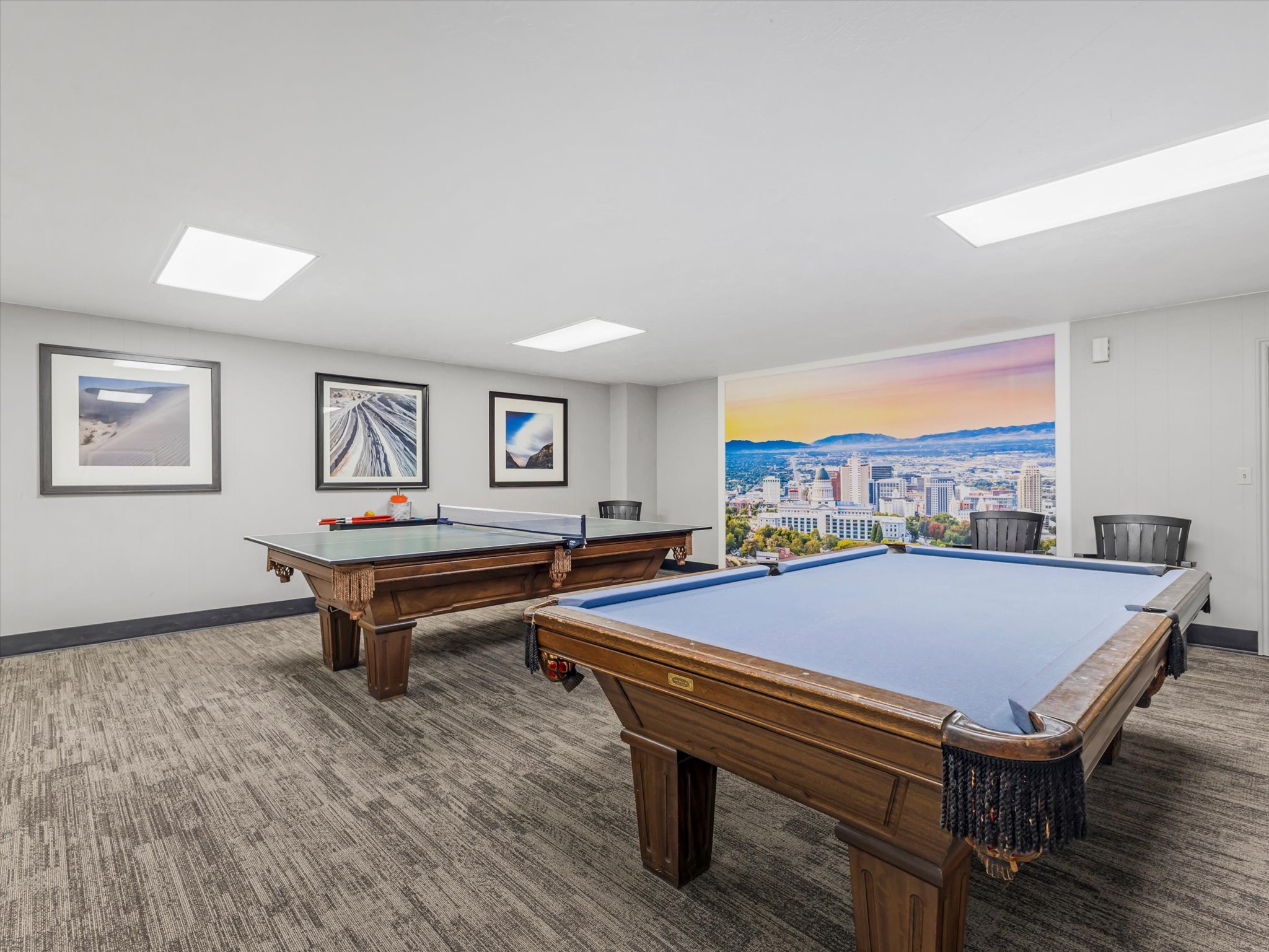Game room - Billiards and Ping Pong