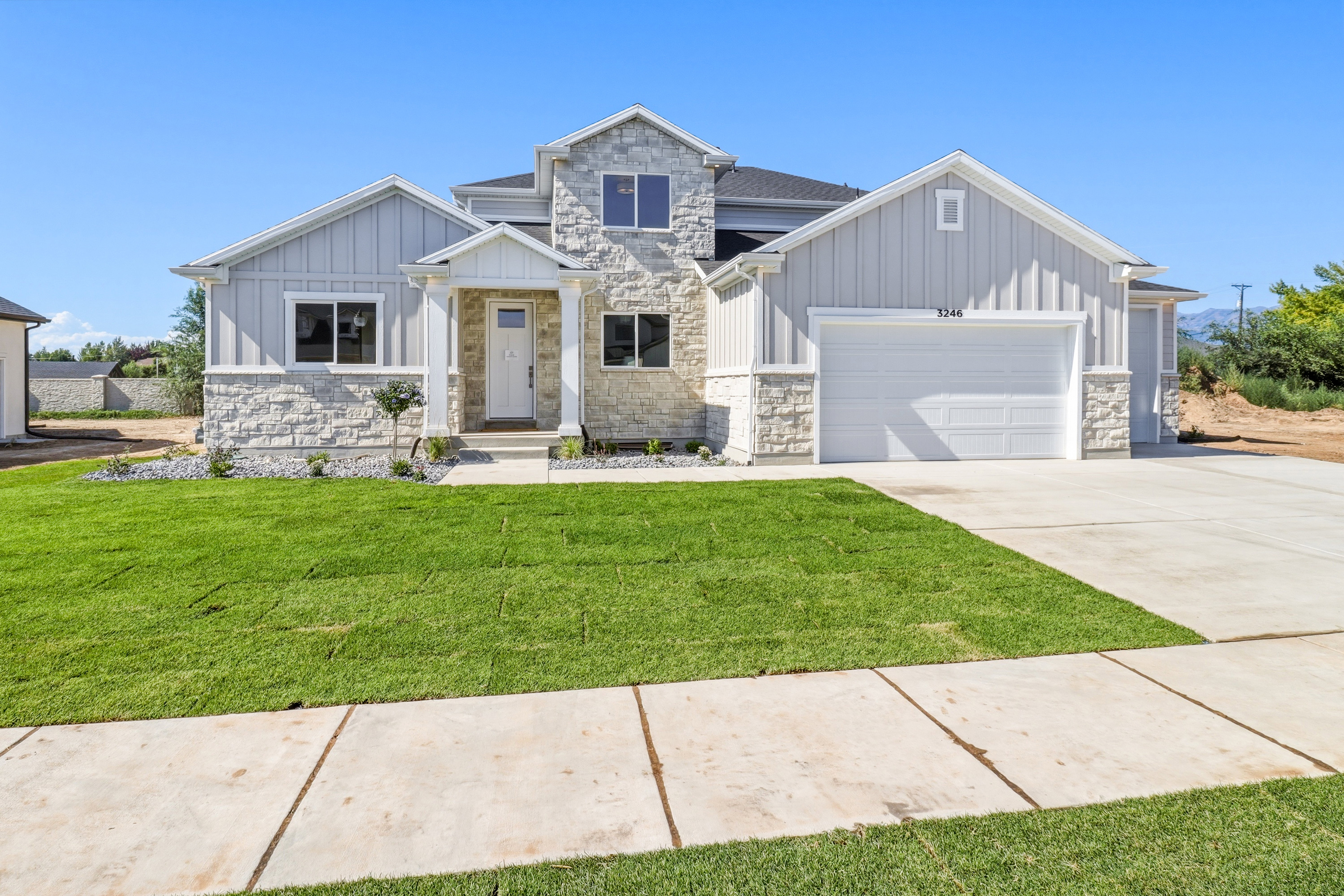 3246 W 850 N #114 Layton UT 84041
