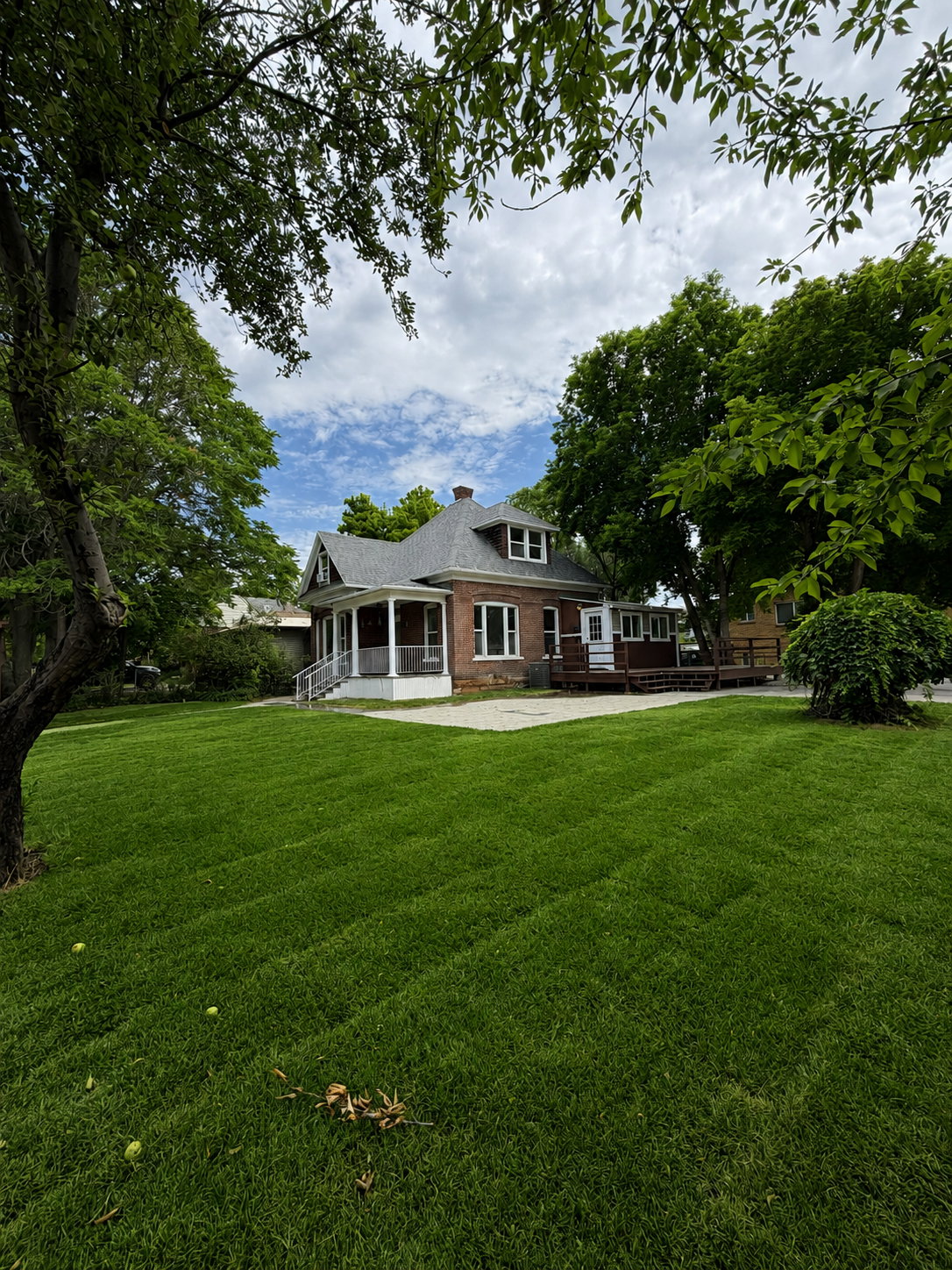 Home is a corner lot
