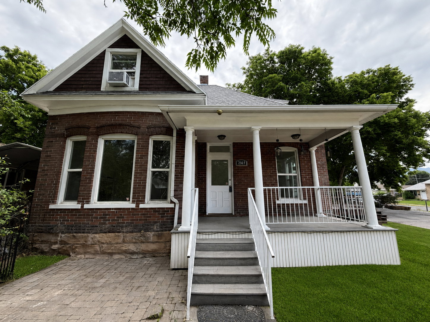 Full Porch