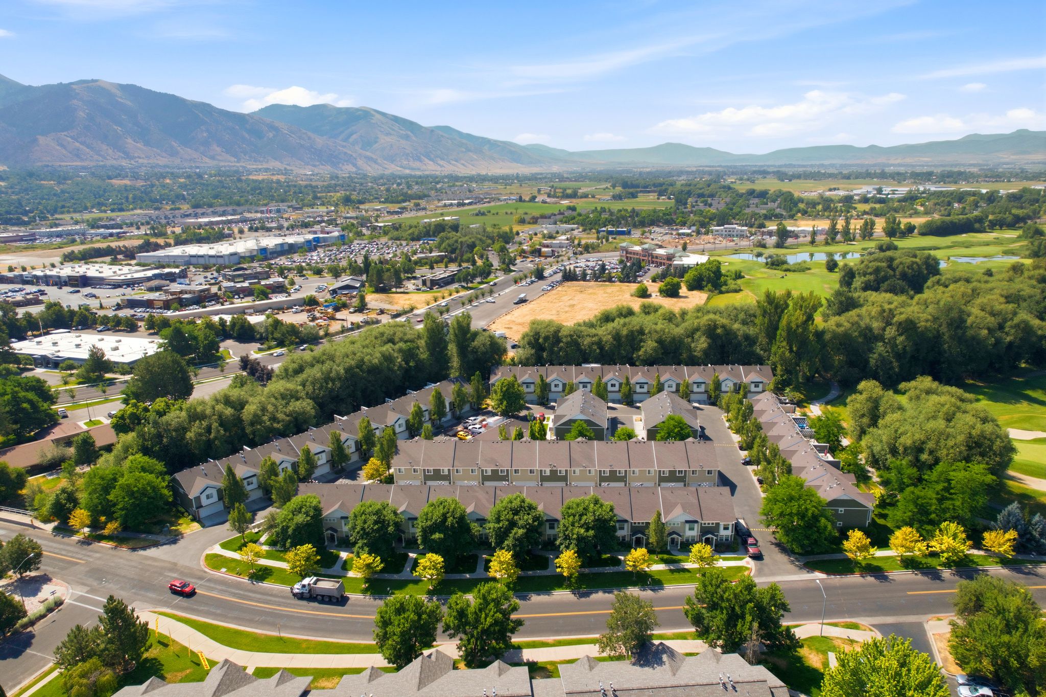 Townhome community featuring consistent architectural styling