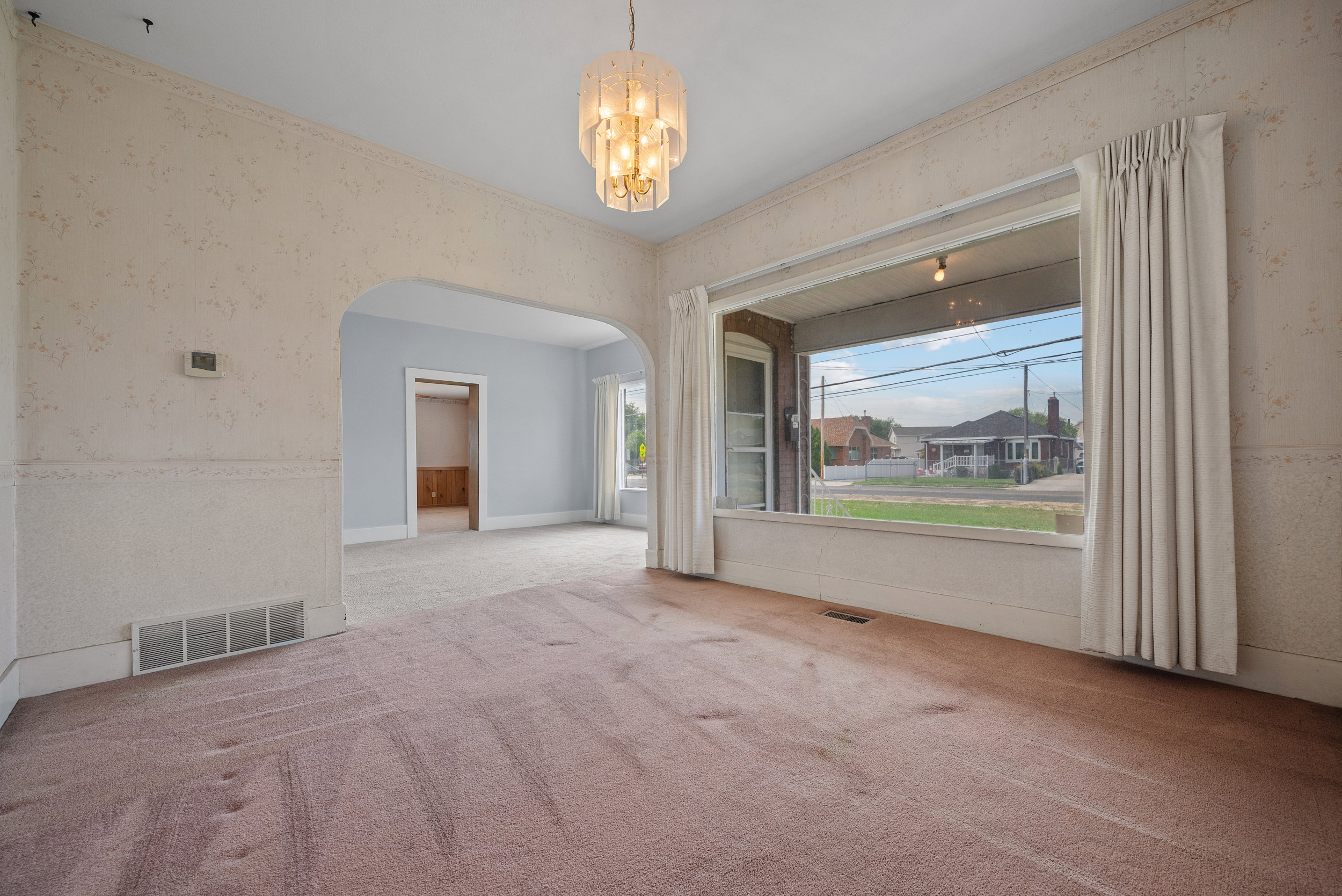 Additional dinning area, office or great space for an additional 3 Bedroom.