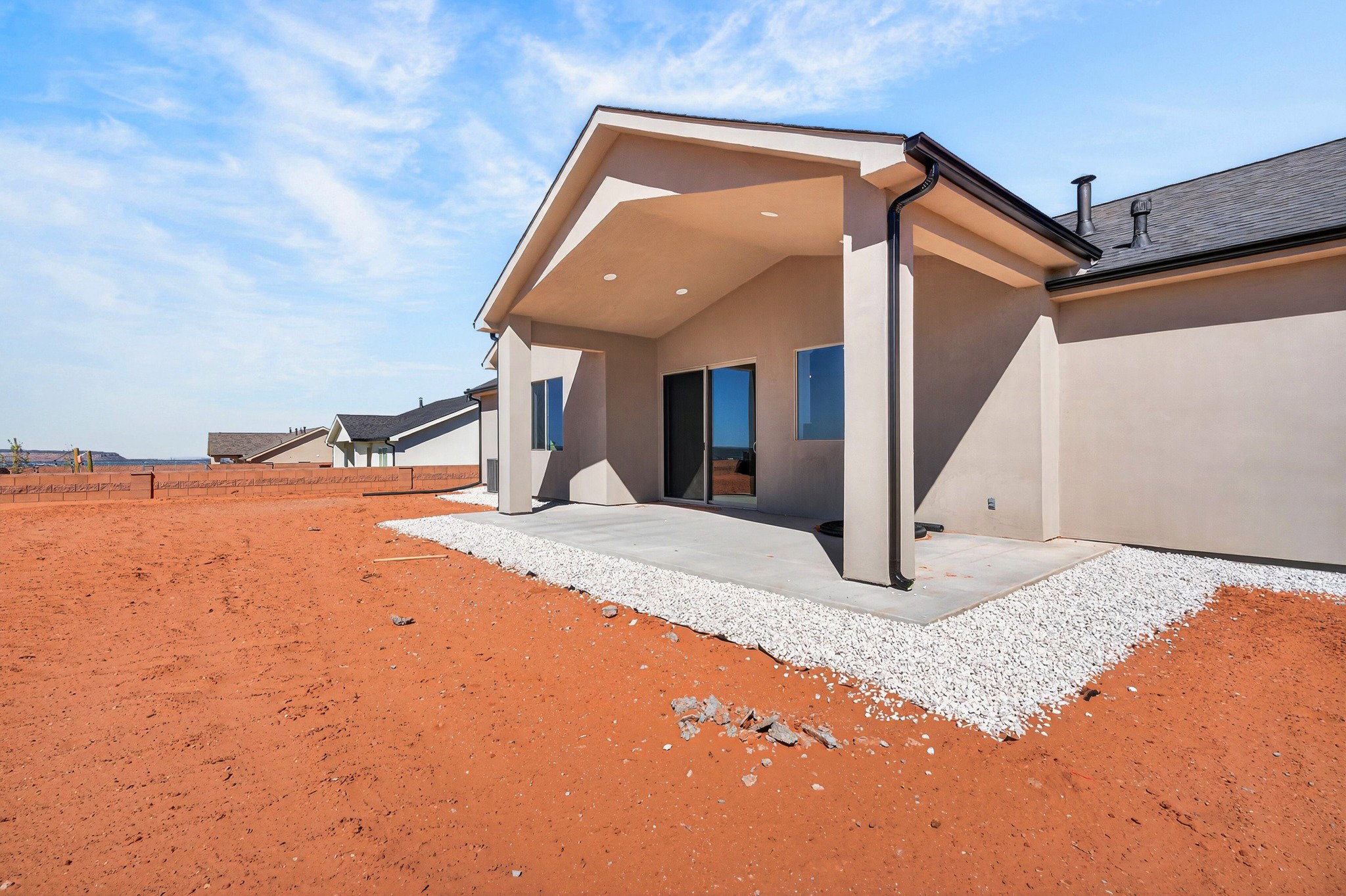 Covered patio with recessed lighting