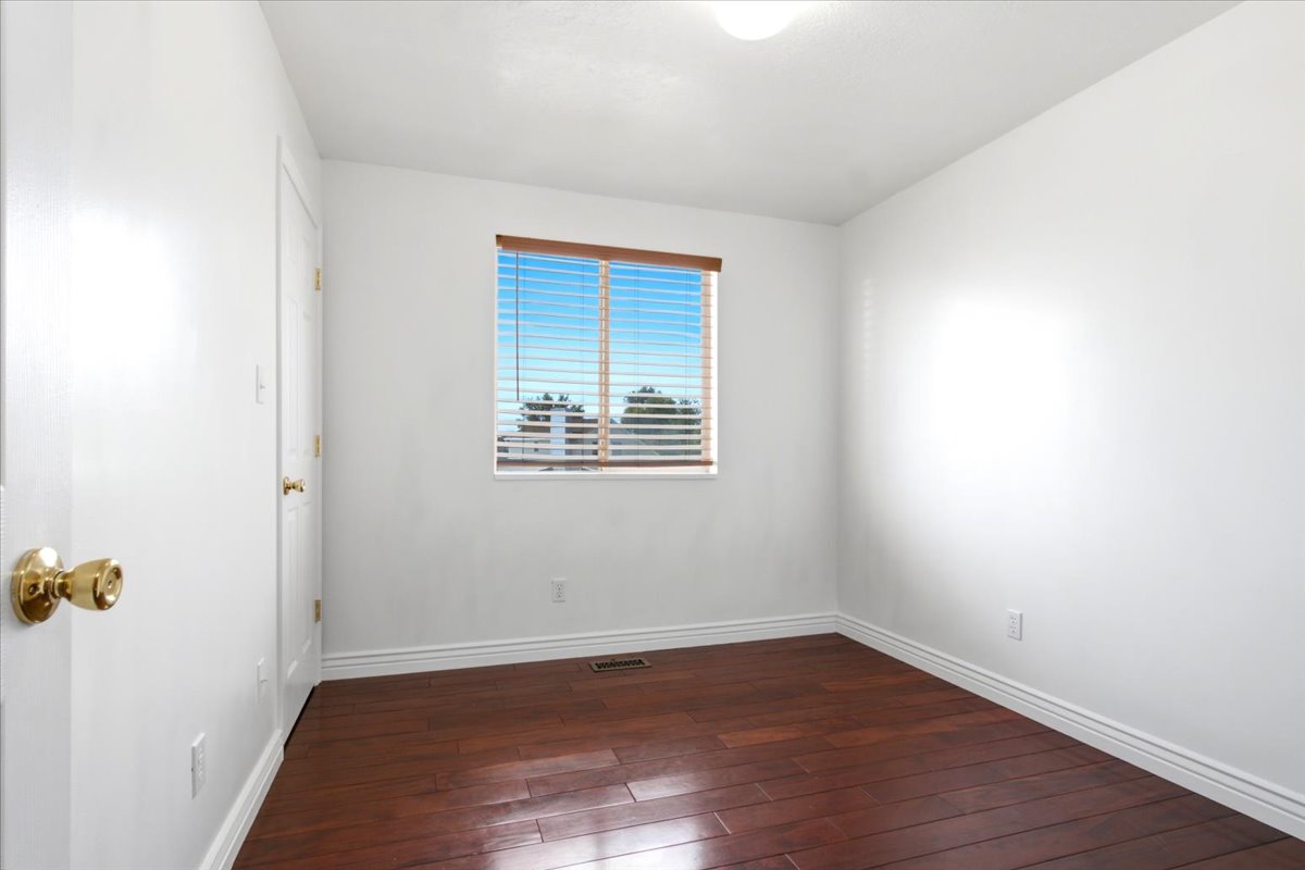 Empty room