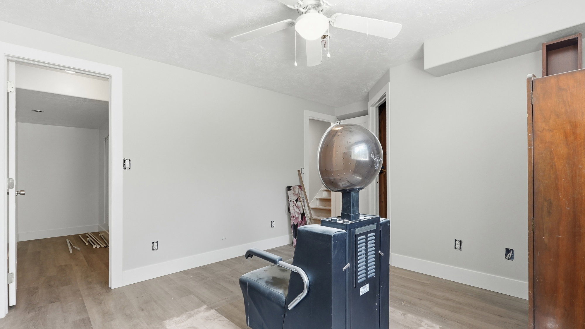 4th bedroom in basement with spacious closet.