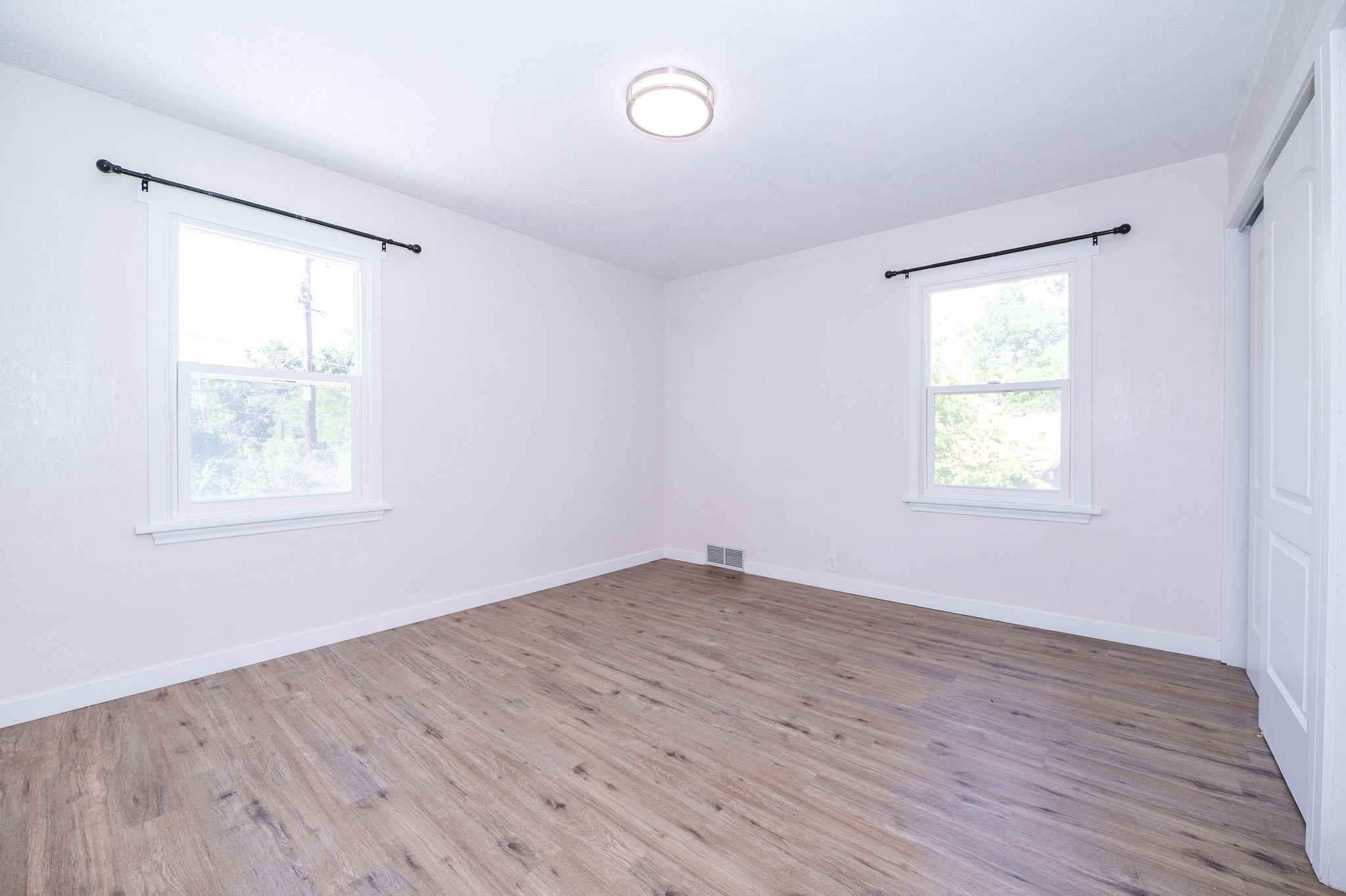 Upstairs Bedroom #1