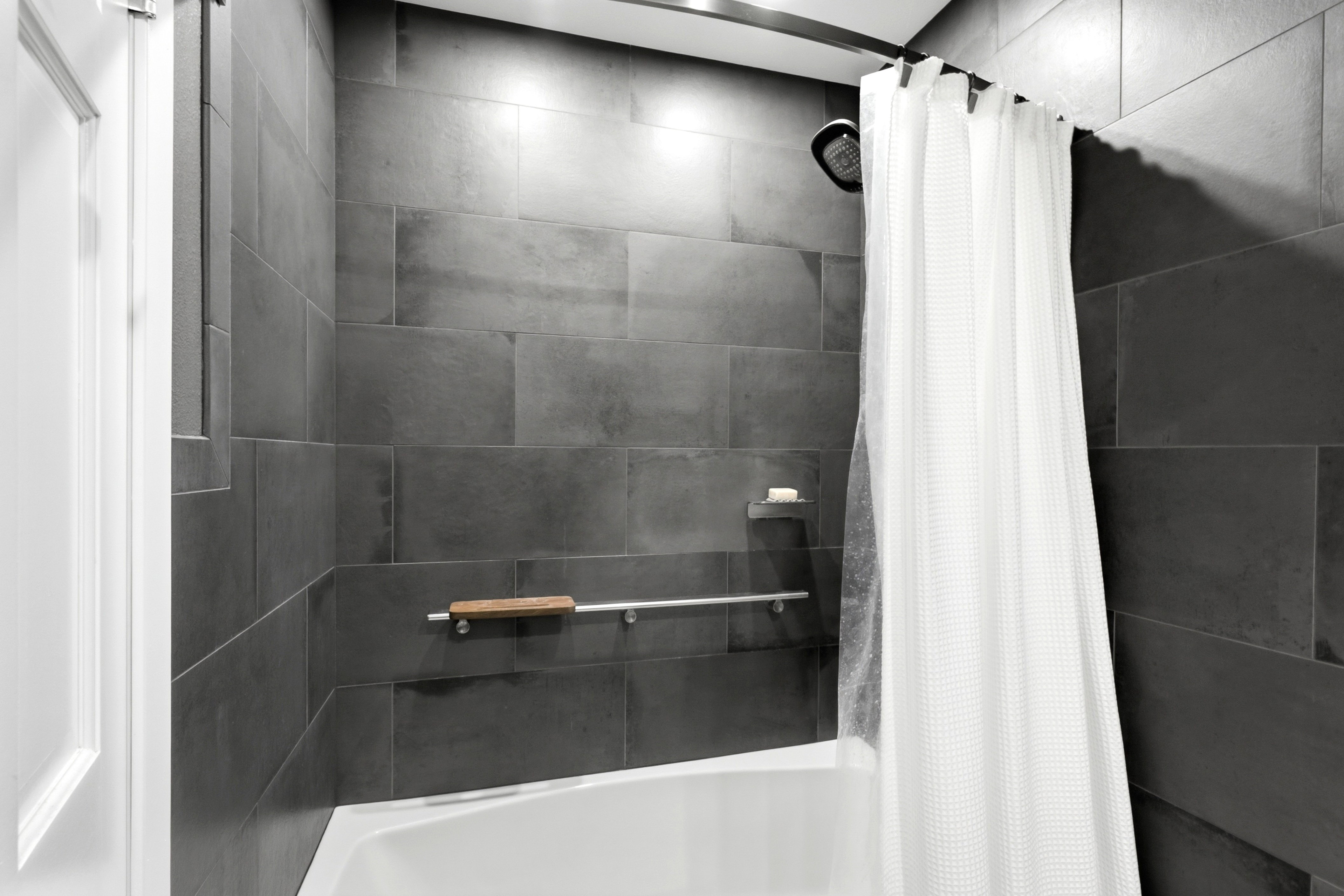 Beautiful 2nd bathroom on main level.
