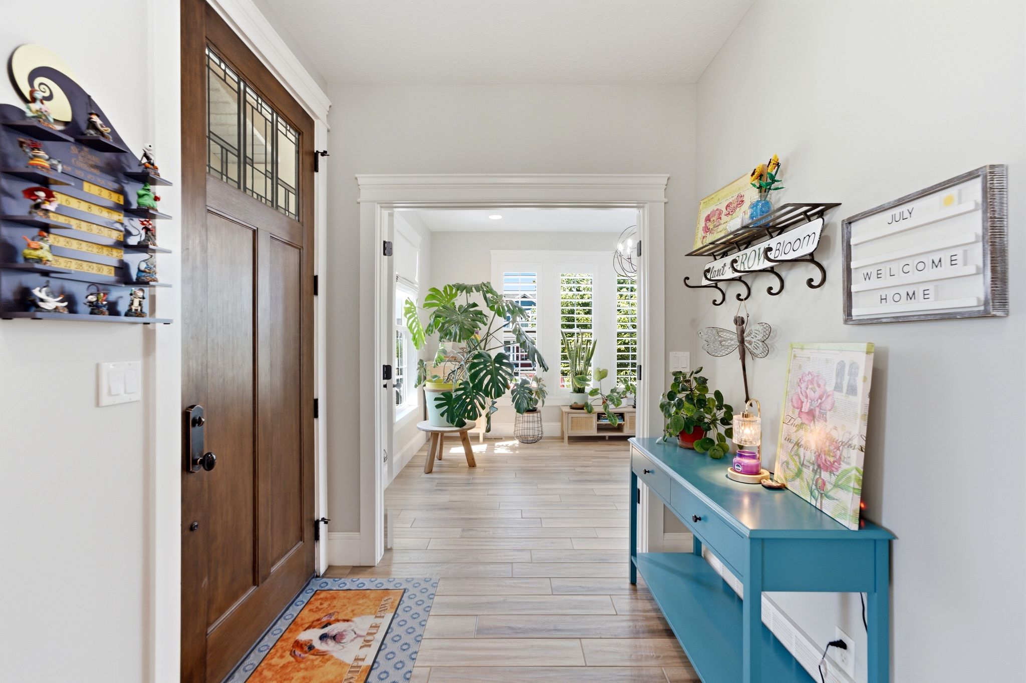 Entryway with view of private office