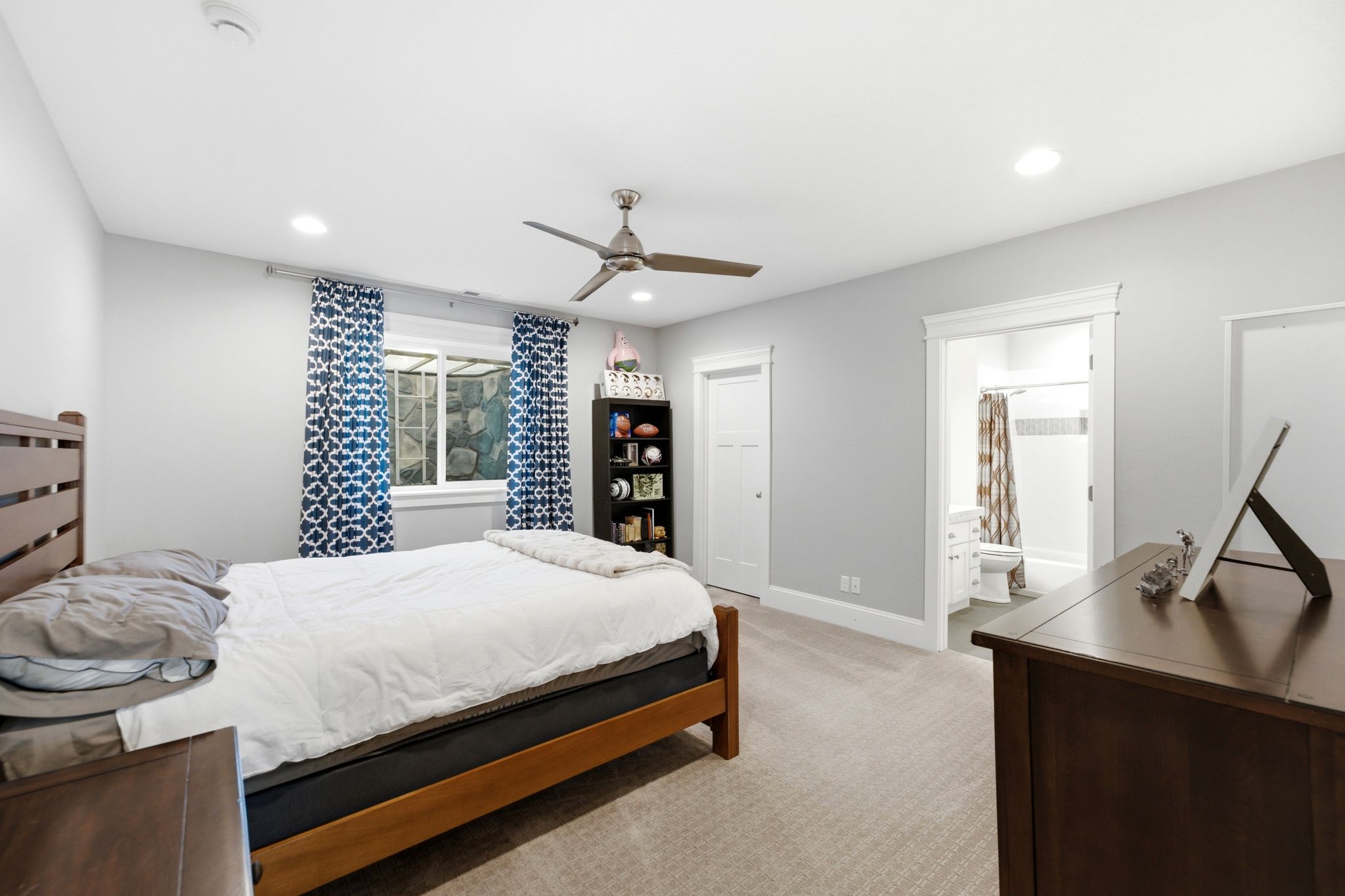 Lower level bedroom 4
