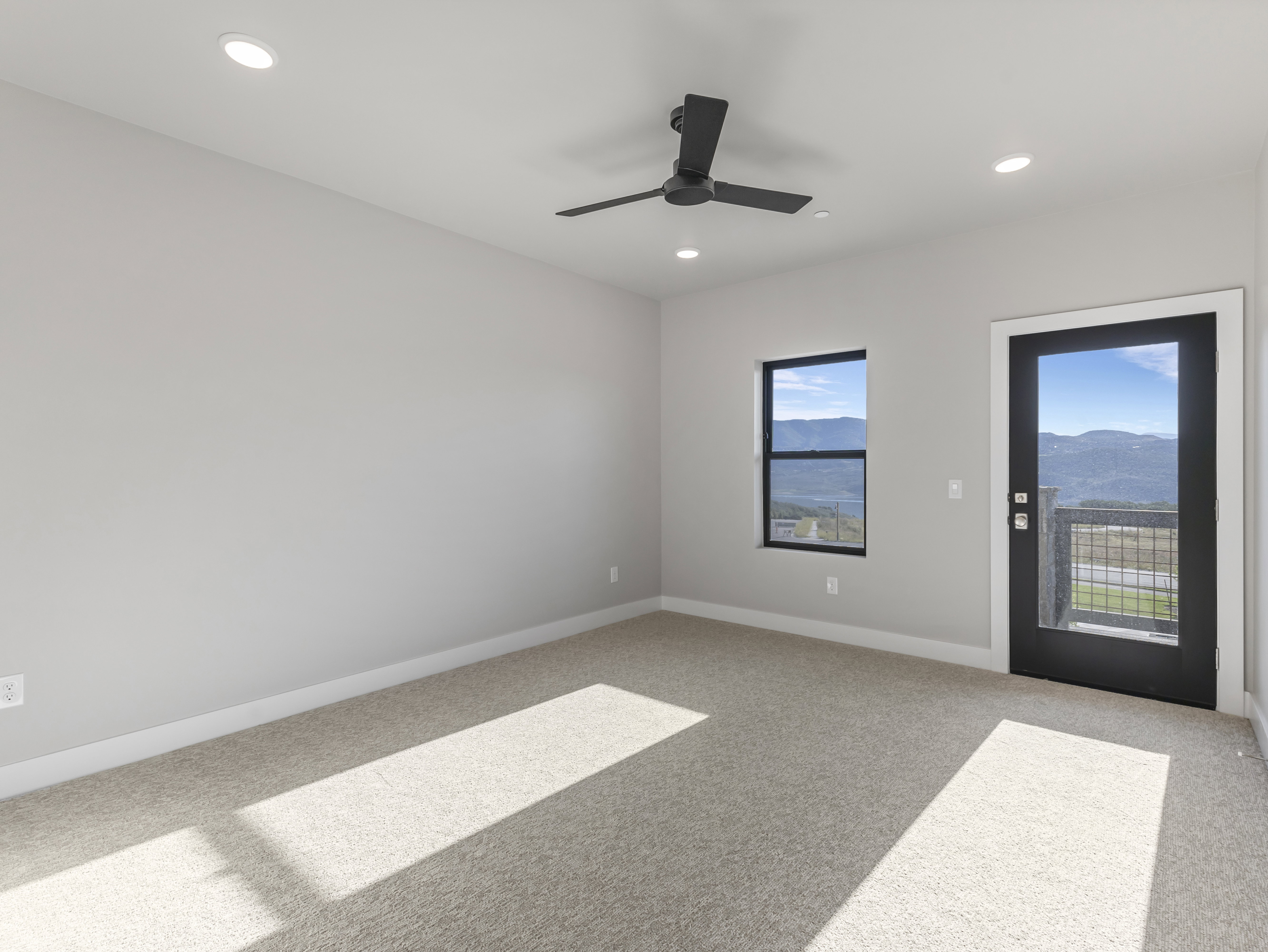Primary suite with walkout deck